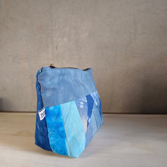 Patchwork Pouch Dama - Deep Blue-La Cave à Laine