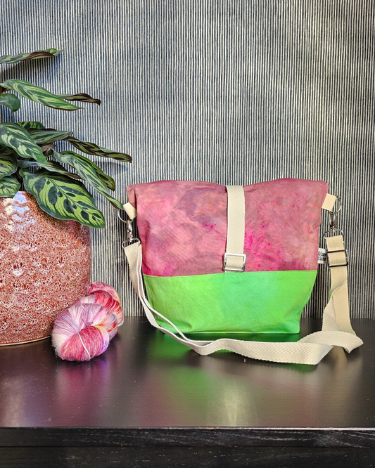 Cannolo Handbag Large- Hand-dyed Pink & Acid Green-La Cave à Laine