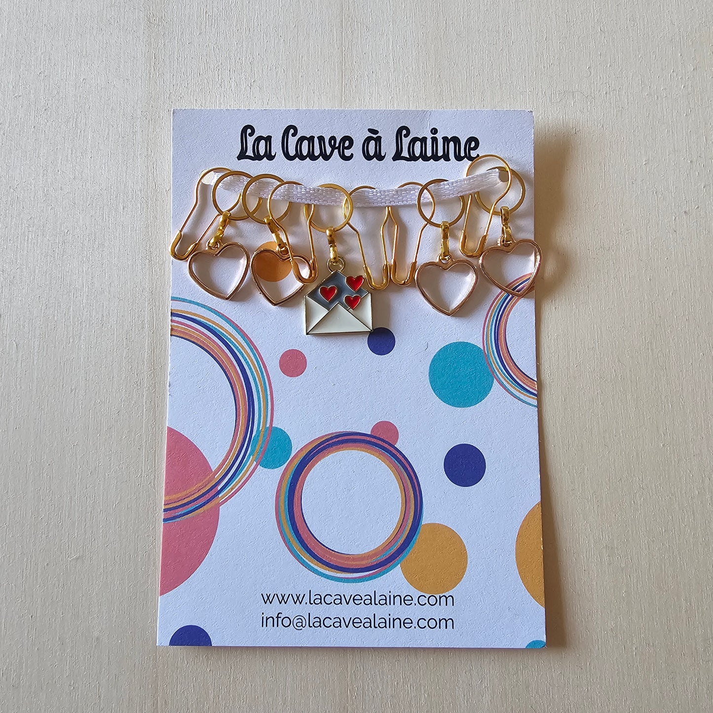 10 Stitch Markers - Love Letter-La Cave à Laine