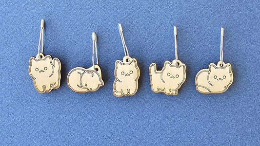 5 Grumpy Cat Stitch Markers-La Cave à Laine