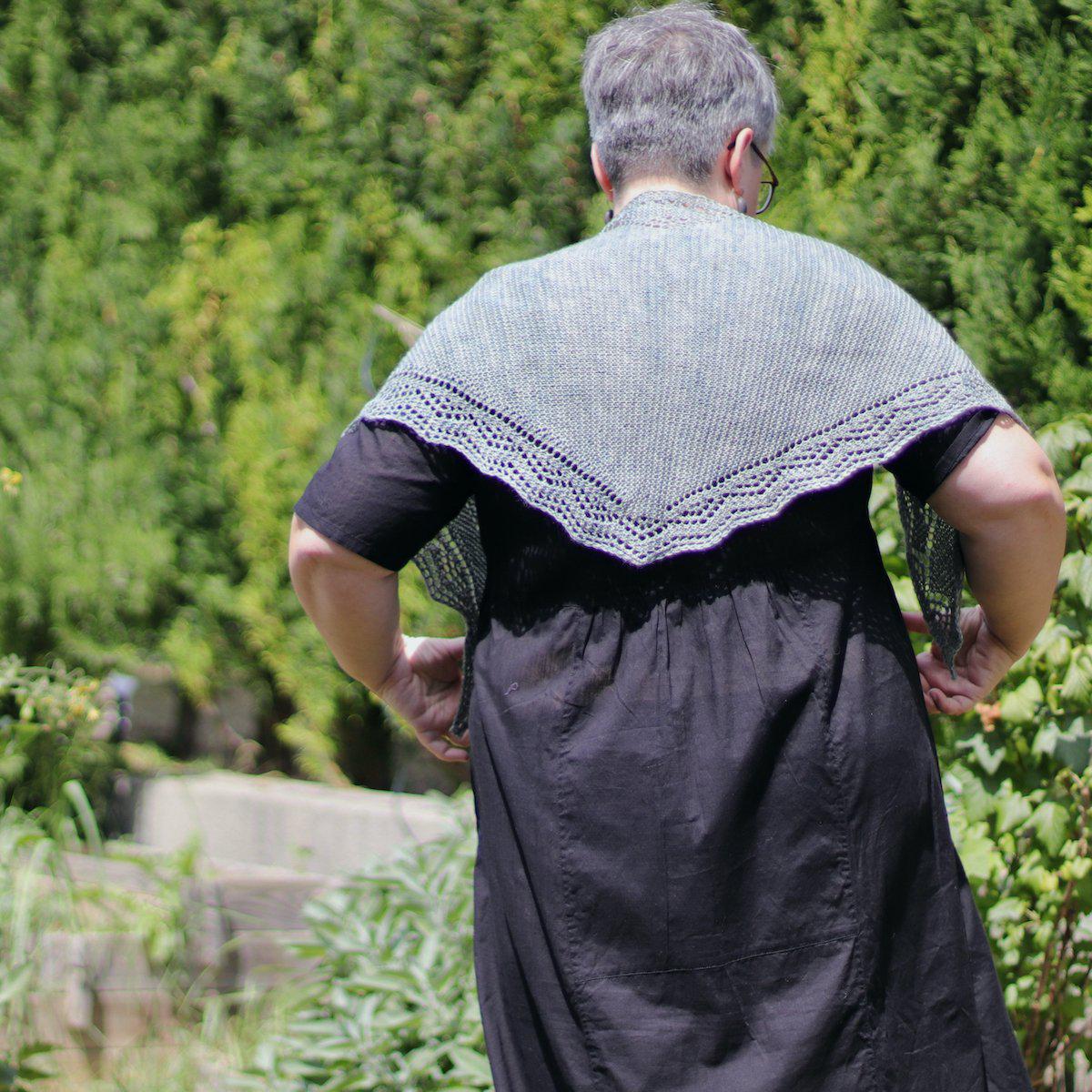 Sapore di Sale Shawl - PDF pattern download-La Cave à Laine