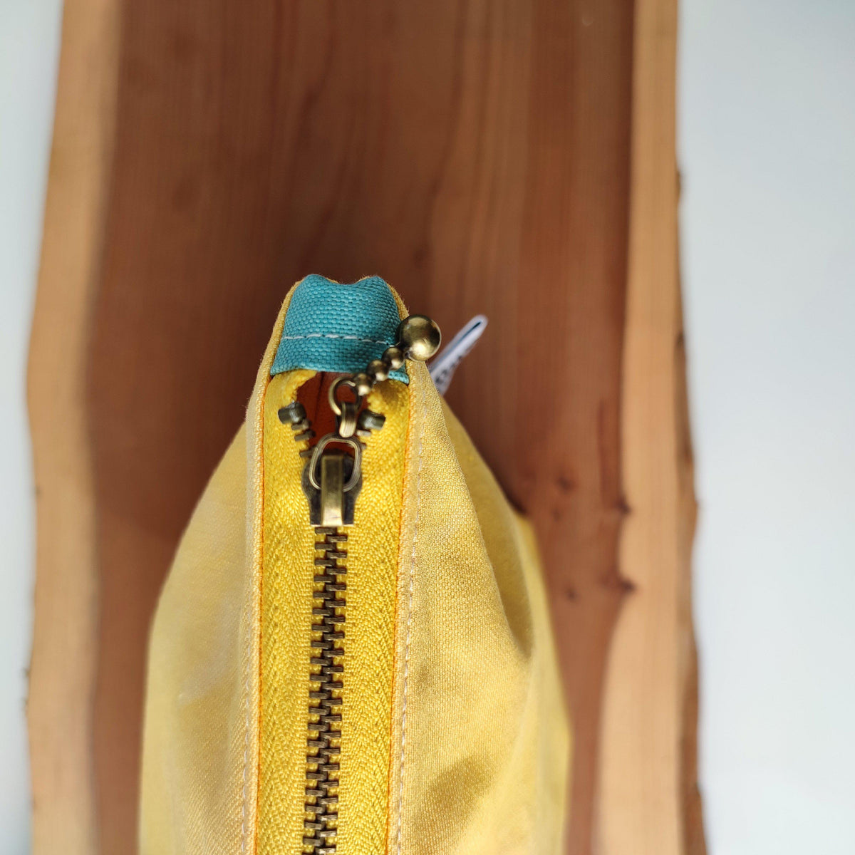 Handcrafted Canvas Bag - Wristlet with zip Jewels - Amber-La Cave à Laine