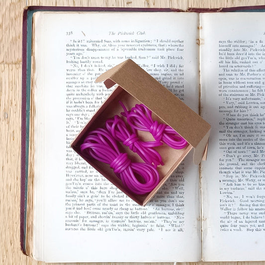 Stitch Holders - Magenta-La Cave à Laine