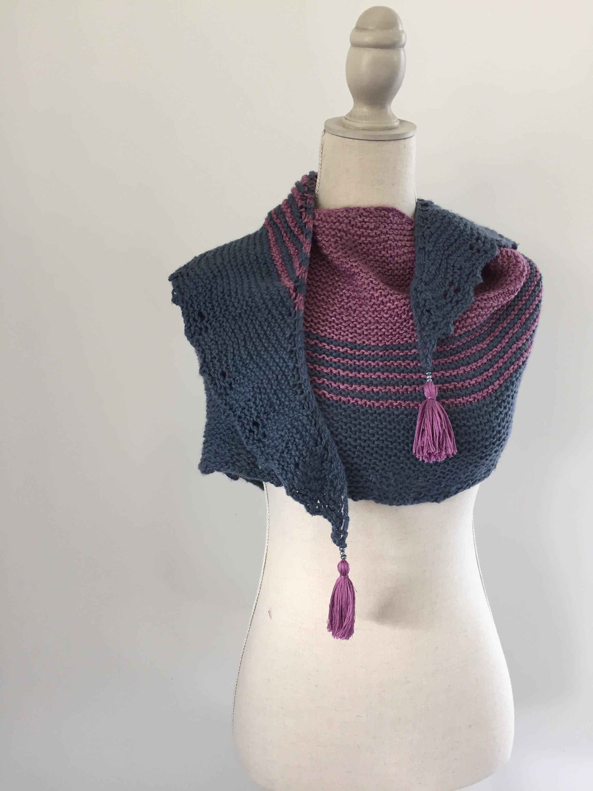 A Tassel a Day - PDF pattern download-La Cave à Laine