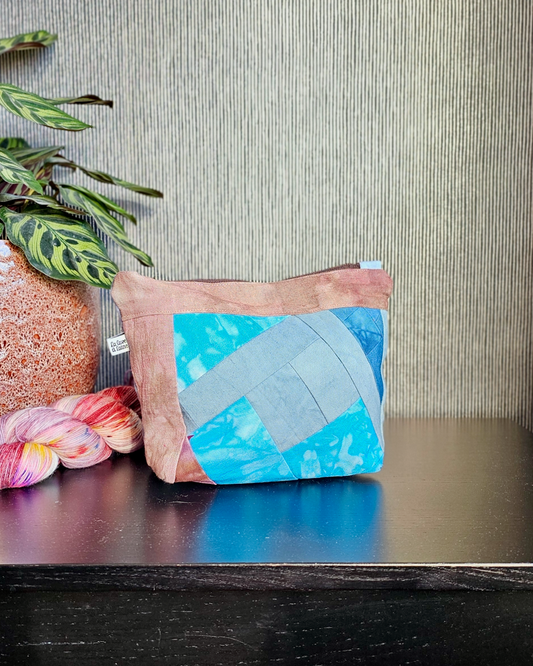 Patchwork Pouch Dama - Ocean Blue +-La Cave à Laine