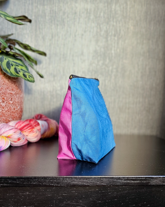 Zip Bag S - Blue & Fucsia-La Cave à Laine