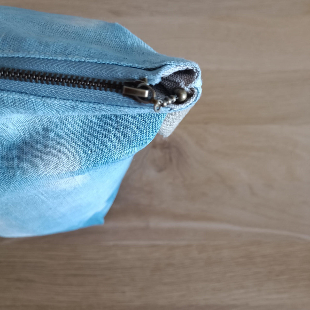 Zip Bag M - Large Opening - Blue-La Cave à Laine
