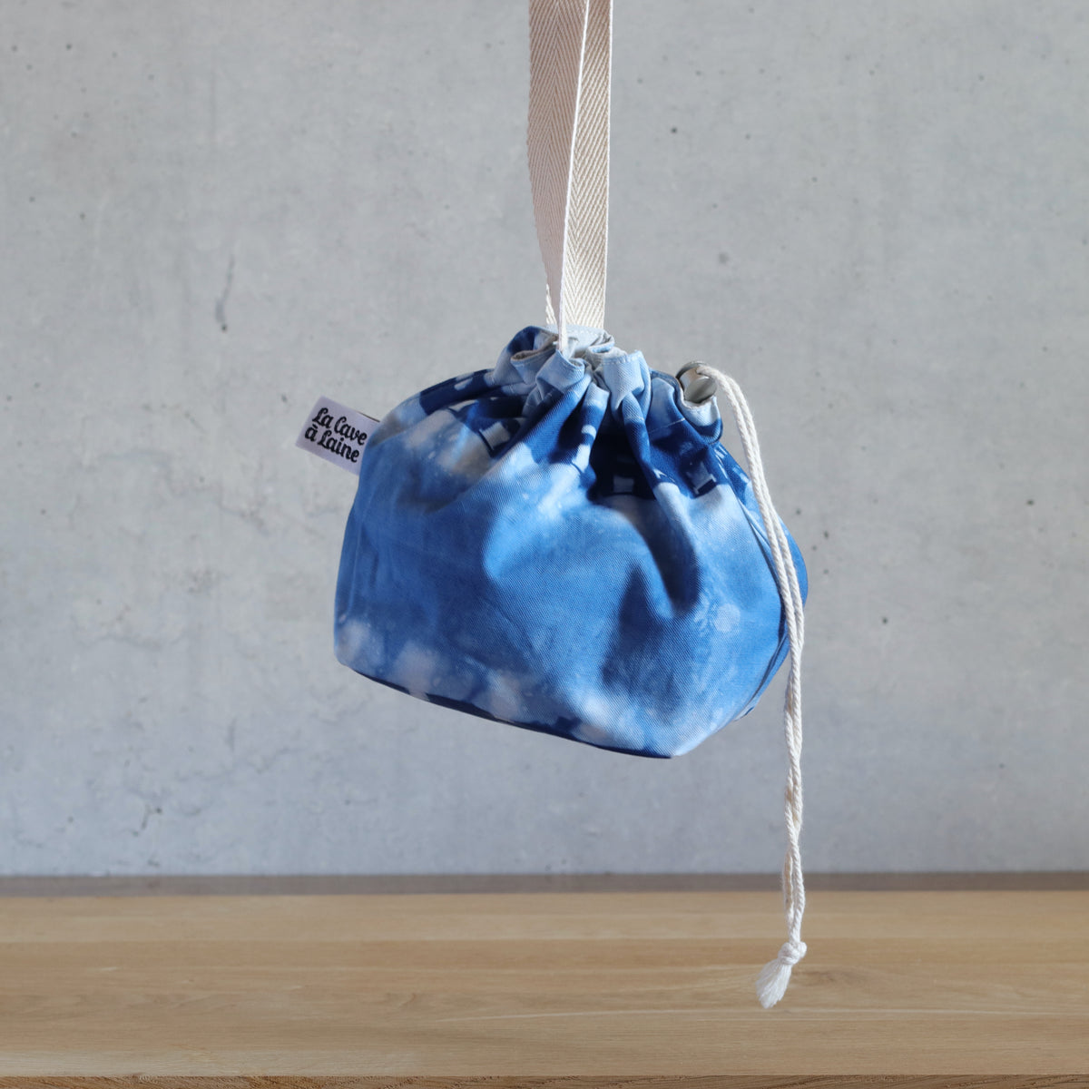 Small Drawstring Project Bag - Hand-dyed, Blue-La Cave à Laine