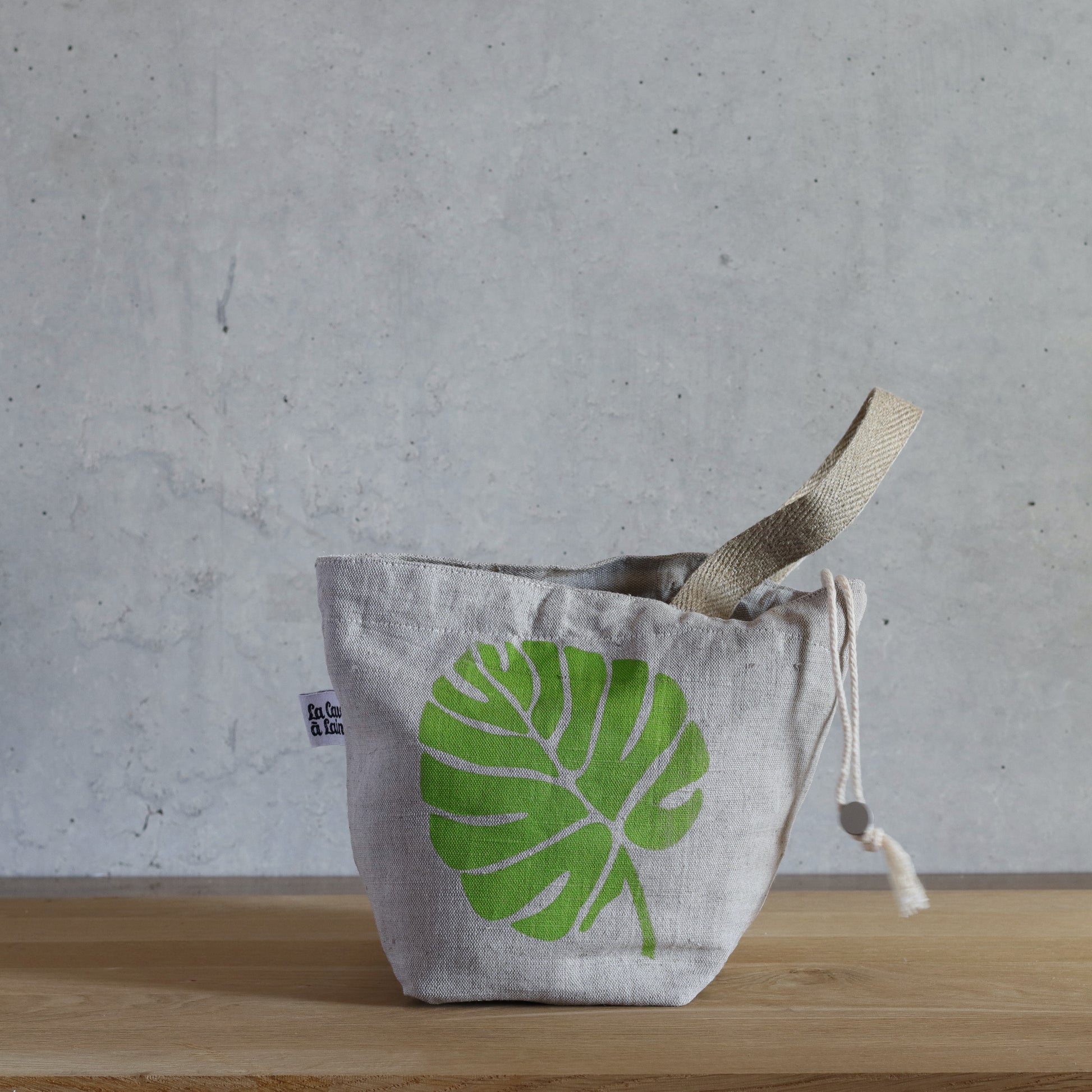 Small Drawstring Project Bag - Hand printed, Green Leaf-La Cave à Laine