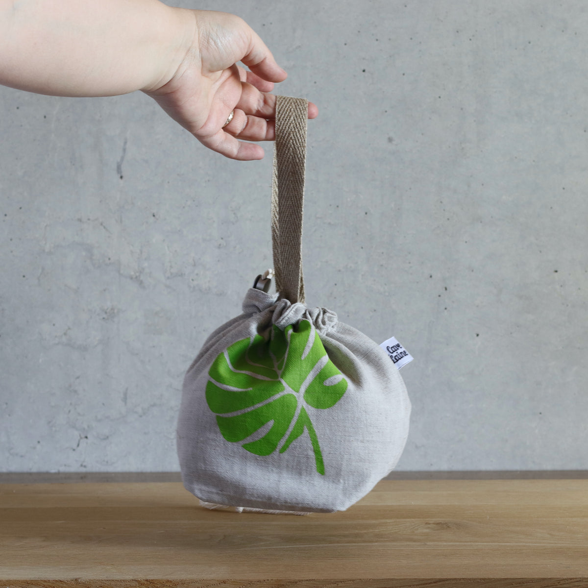 Small Drawstring Project Bag - Hand printed, Green Leaf-La Cave à Laine