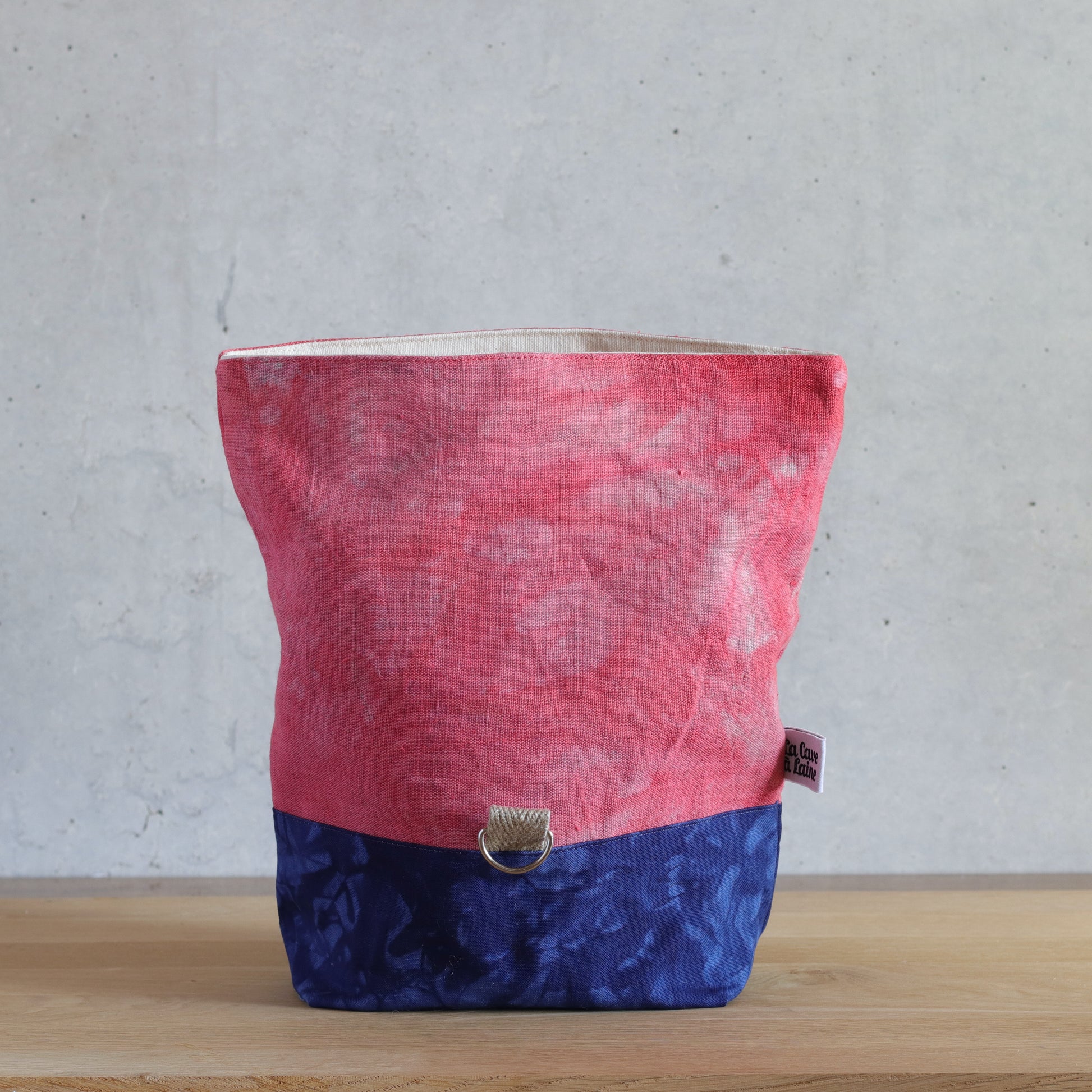 Cannolo Project Bag - Hand-dyed, Red & Blue, Medium-La Cave à Laine
