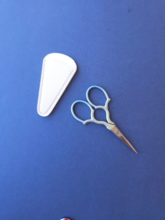 Scissors - Iridescent Sky Blue-La Cave à Laine