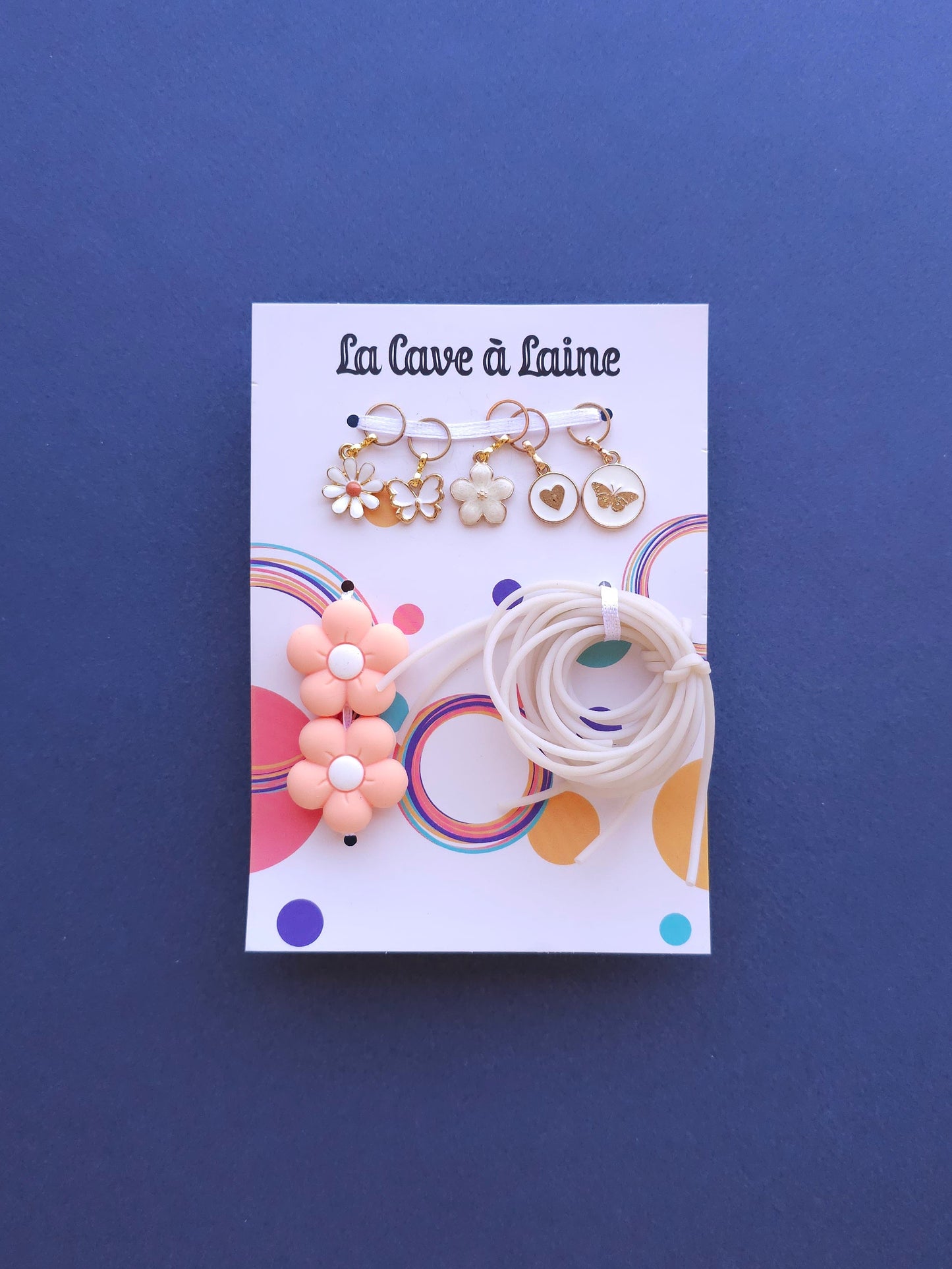 Extra Notions Card - Stitch Markers, Stoppers, and Holders - White
