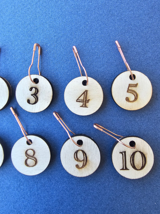 1 to 10 Counting Stitch Markers-La Cave à Laine
