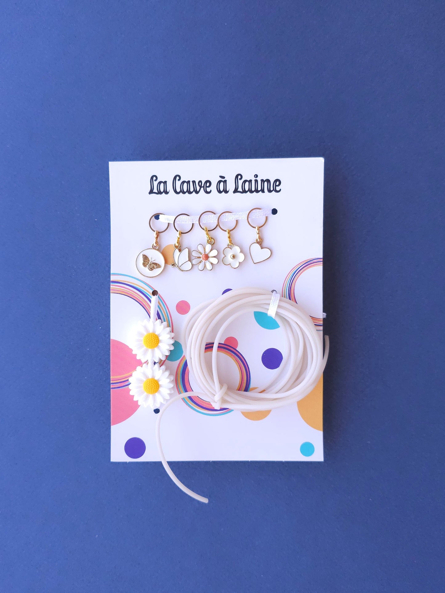 Extra Notions Card - Stitch Markers, Stoppers, and Holders - White