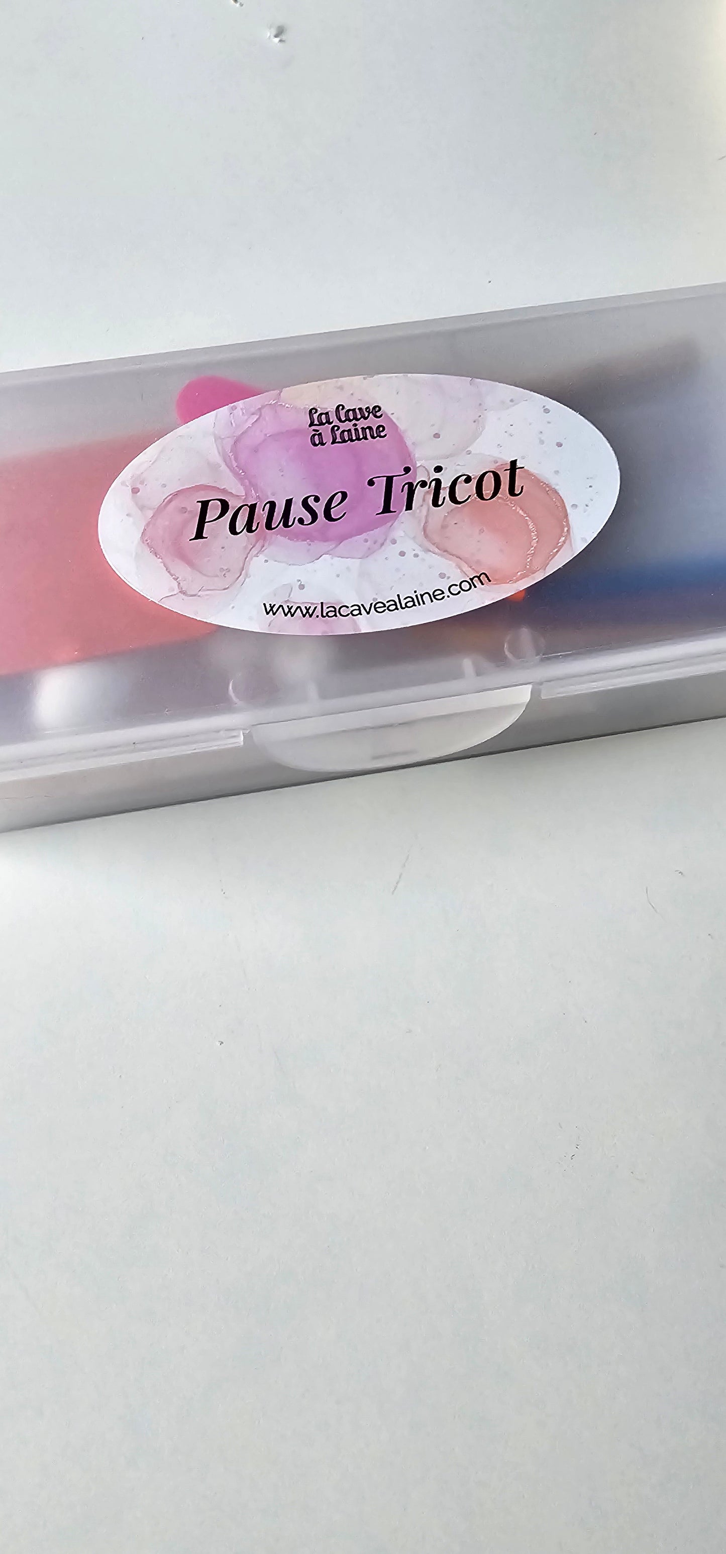 Pause Tricot (complete kit)-La Cave à Laine
