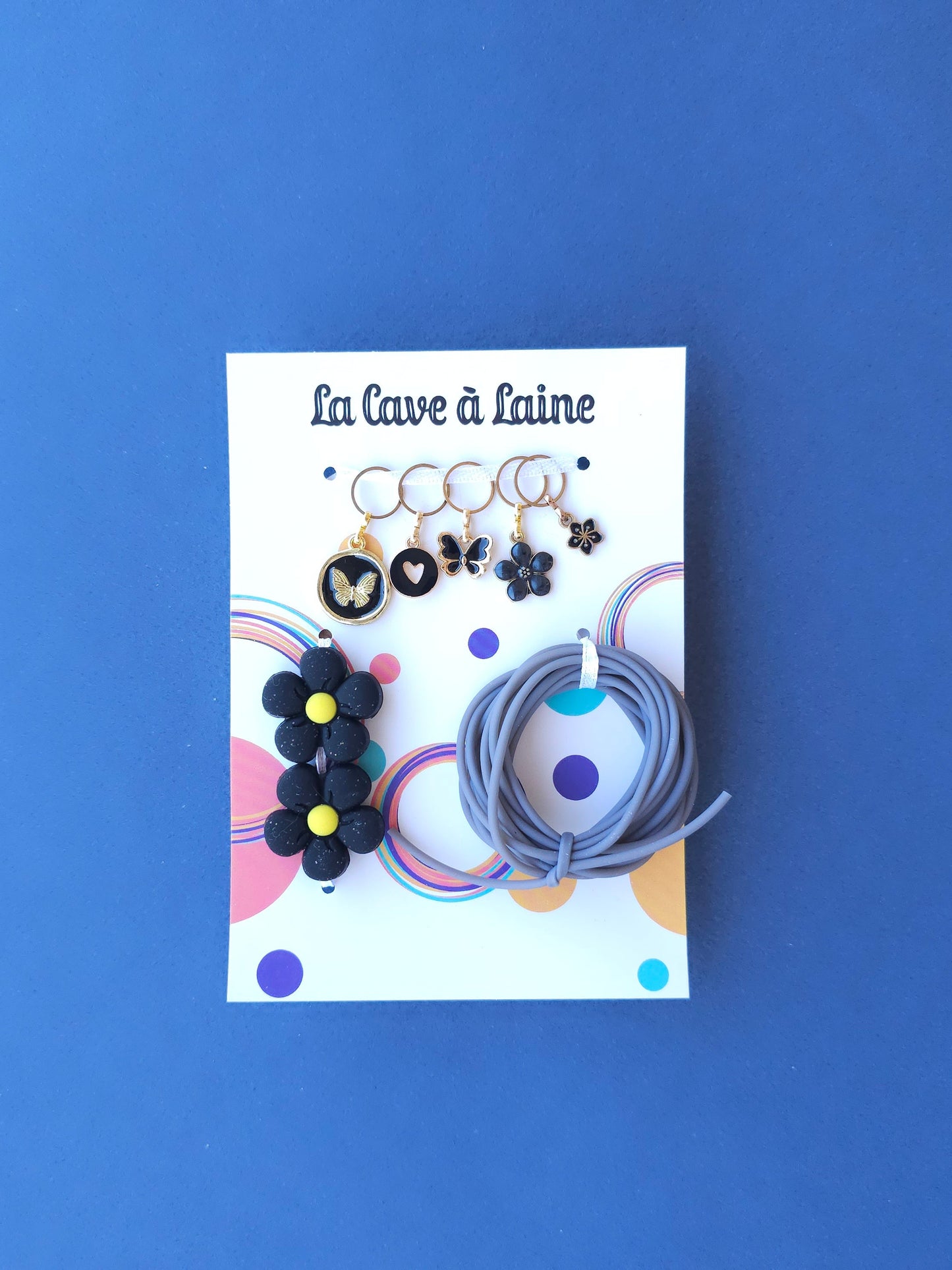 Extra Notions Card - Stitch Markers, Stoppers, and Holders - Grey