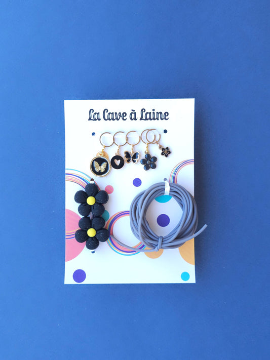 Extra Notions Card - Stitch Markers, Stoppers, and Holders - Grey