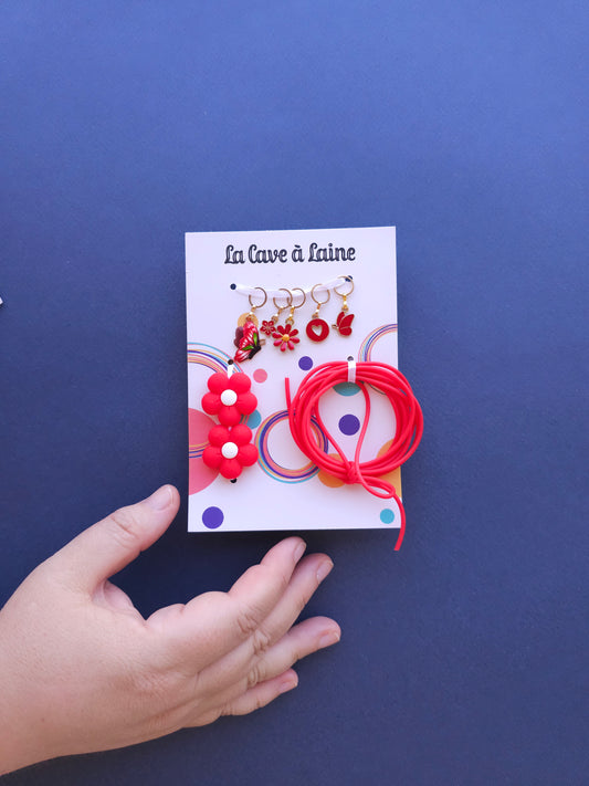 Extra Notions Card - Stitch Markers, Stoppers, and Holders - Red