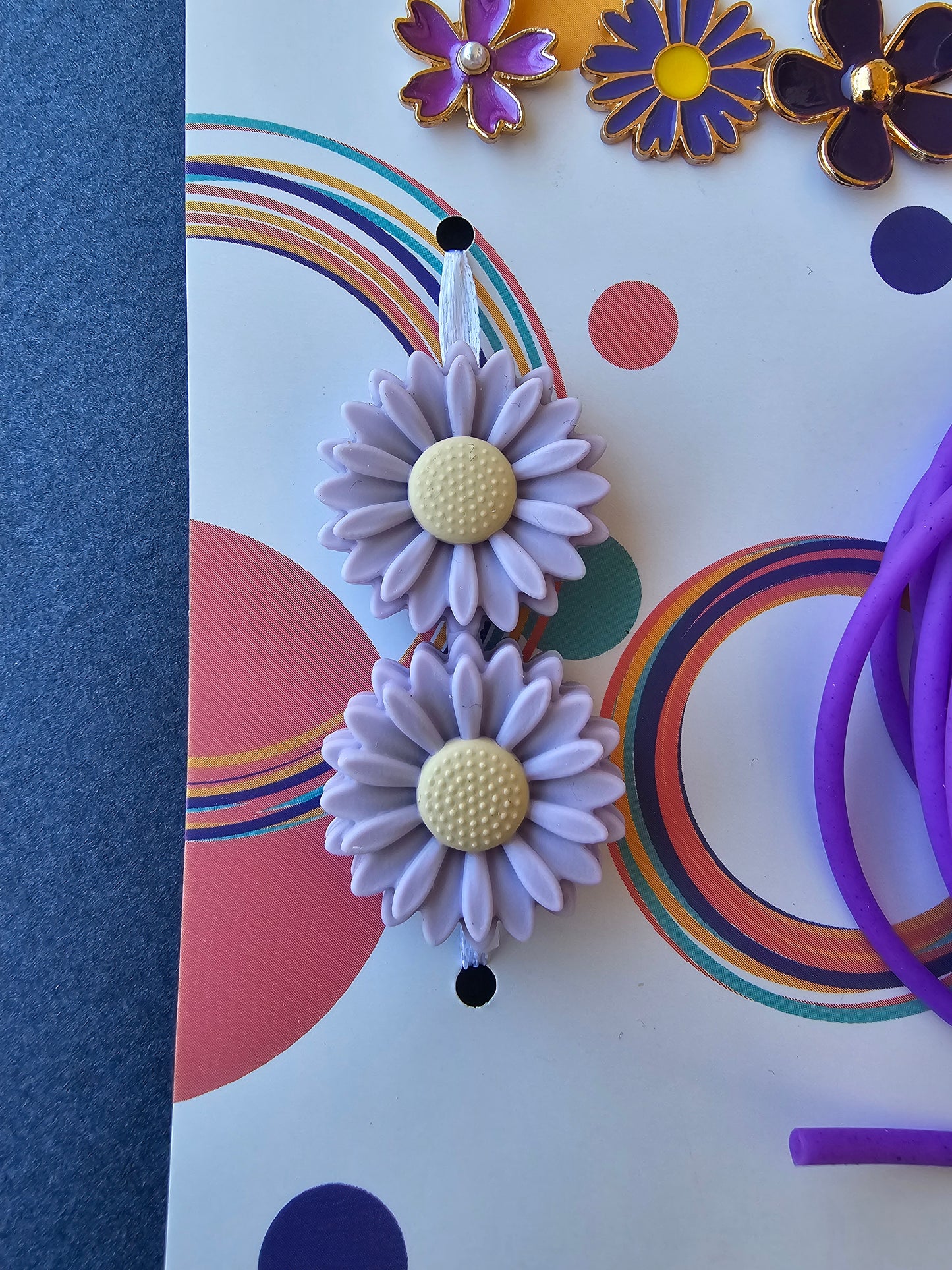 Extra Notions Card - Stitch Markers, Stoppers, and Holders - Purple