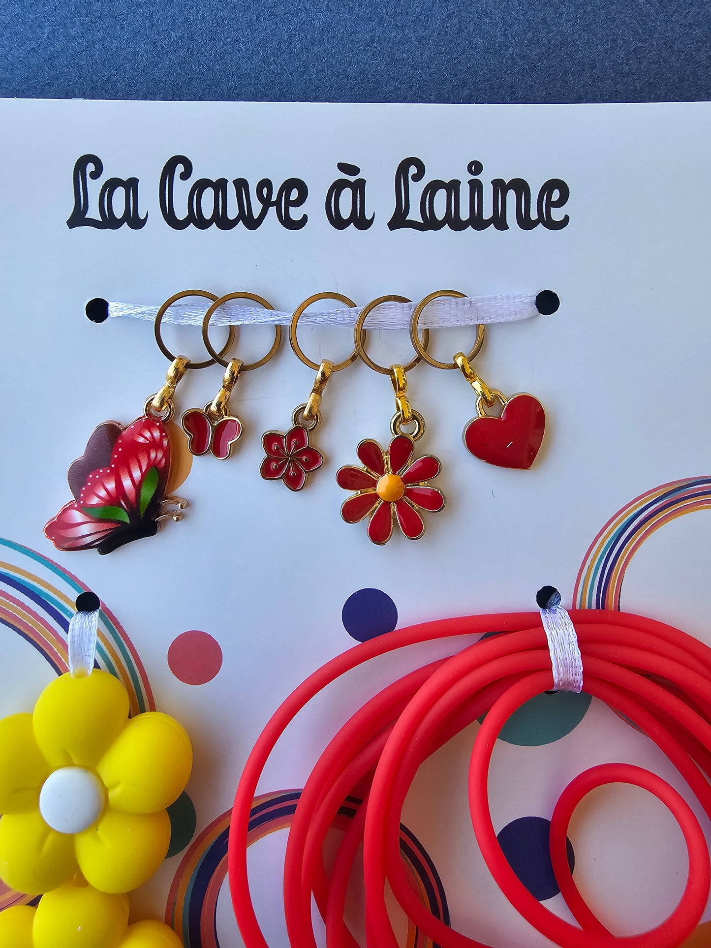 Extra Notions Card - Stitch Markers, Stoppers, and Holders - Red