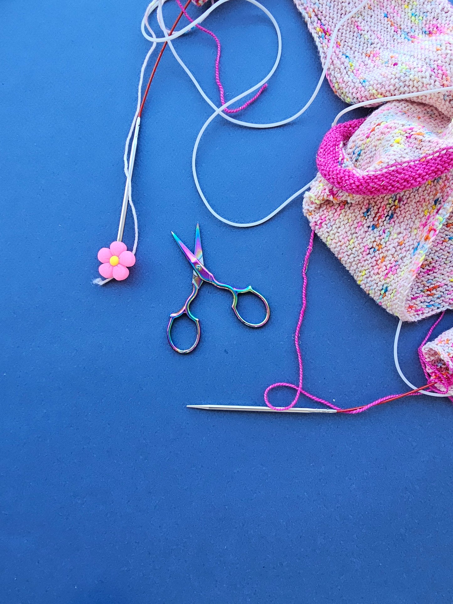 Scissors - Iridescent Rainbow