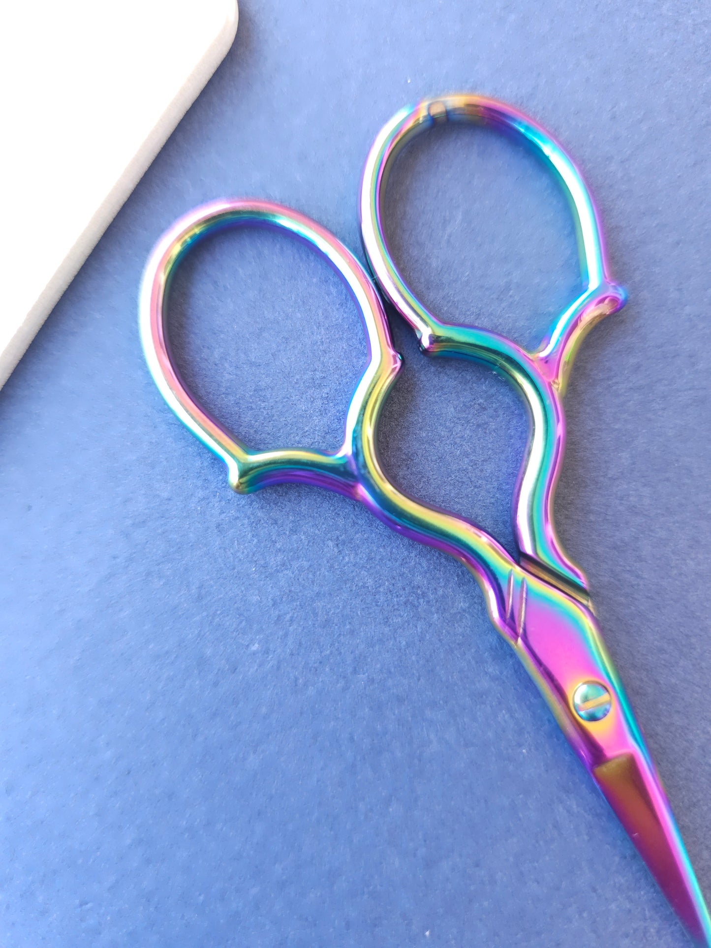 Scissors - Iridescent Rainbow