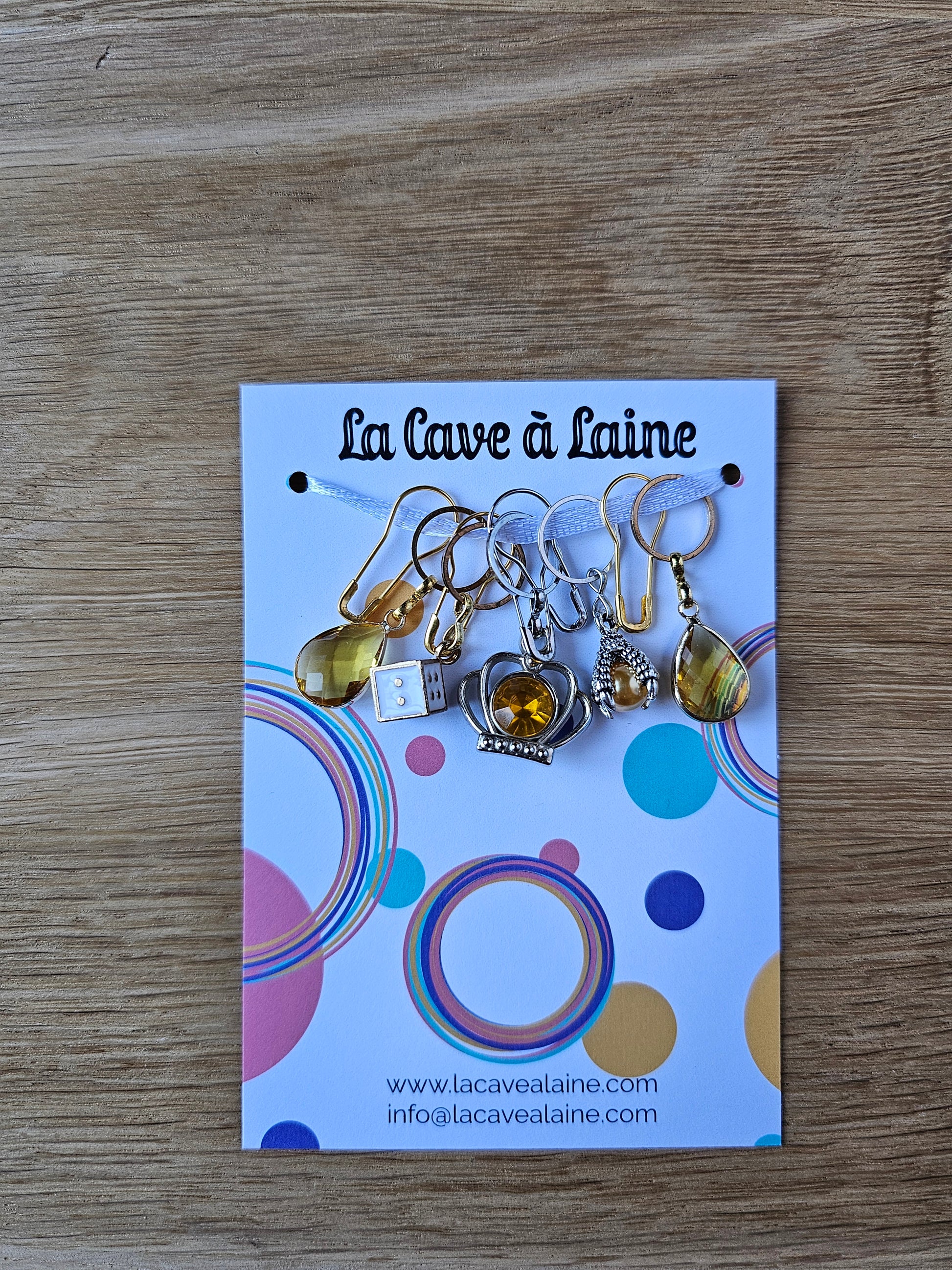 10 Stitch Markers - D&D-La Cave à Laine
