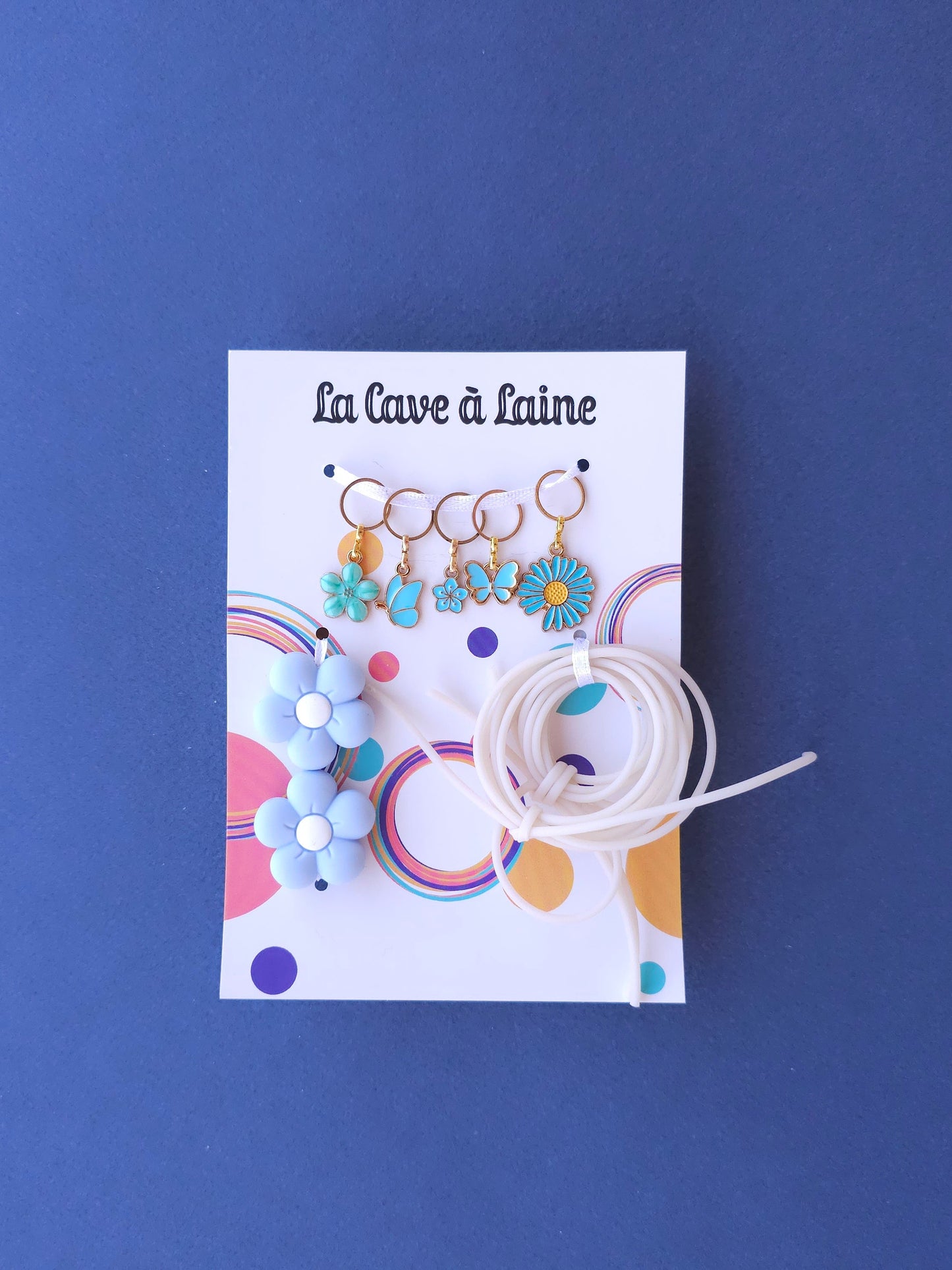 Extra Notions Card - Stitch Markers, Stoppers, and Holders - White