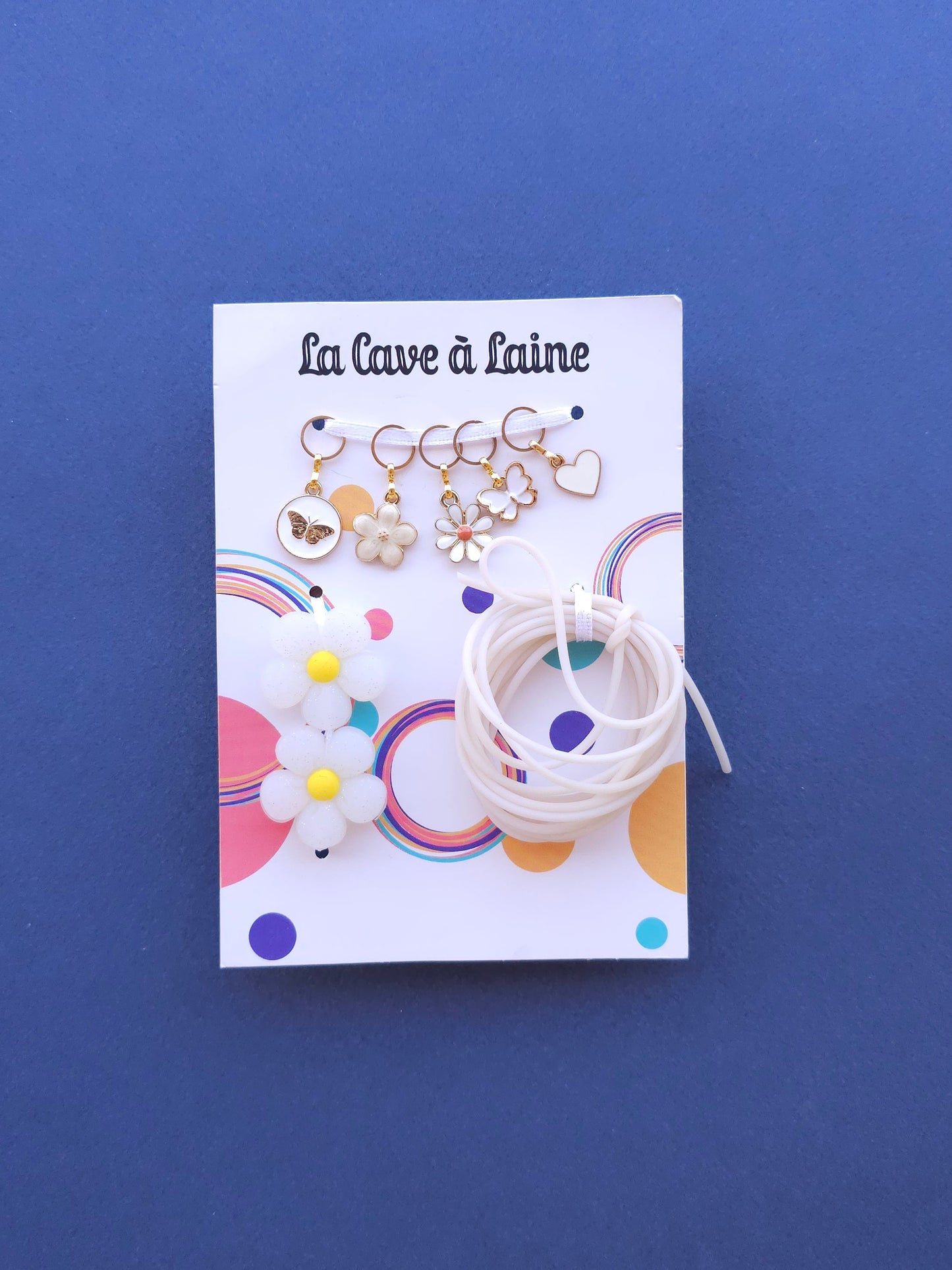 Extra Notions Card - Stitch Markers, Stoppers, and Holders - White