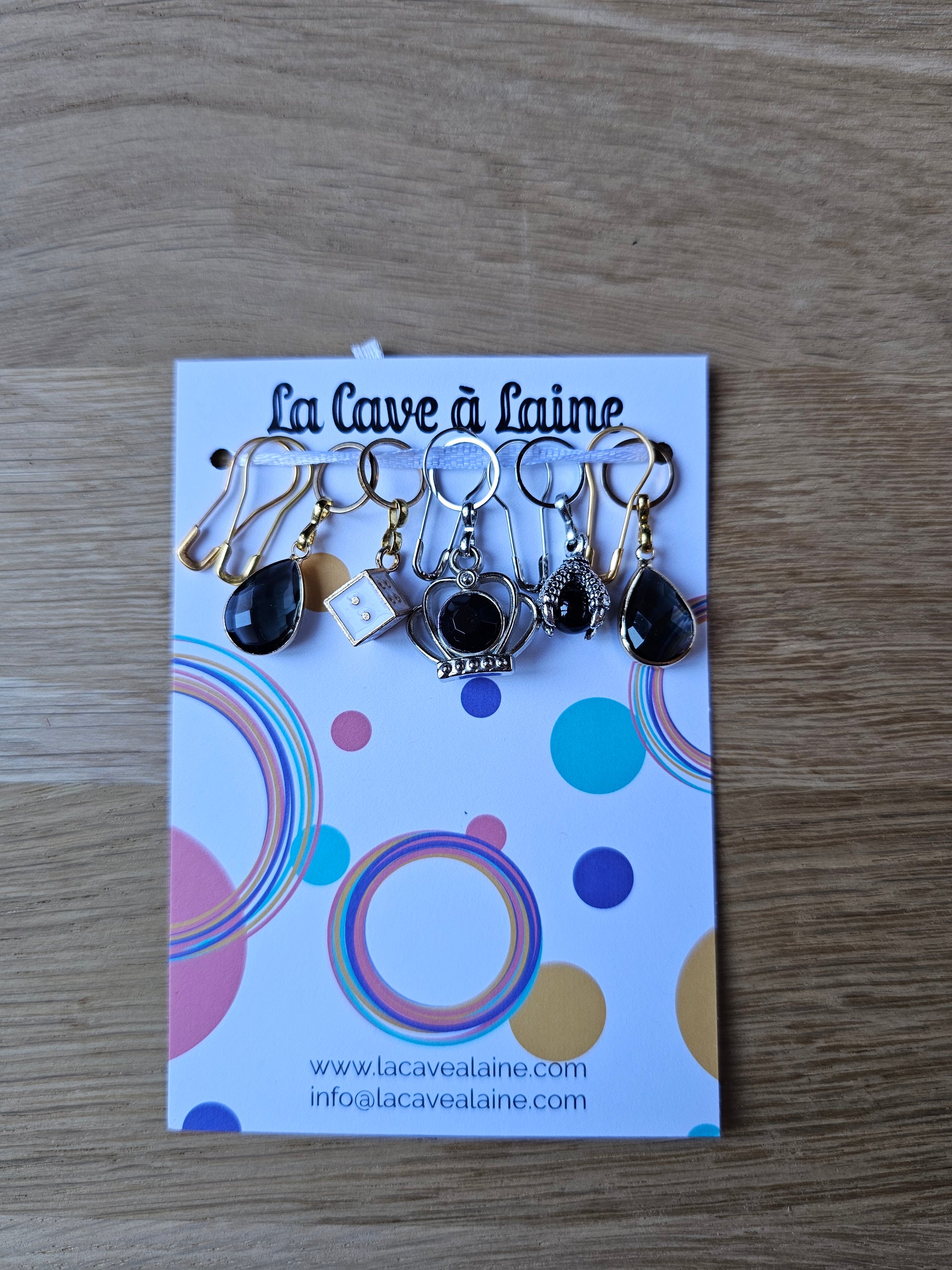 10 Stitch Markers - D&D-La Cave à Laine