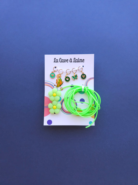 Extra Notions Card - Stitch Markers, Stoppers, and Holders - Green