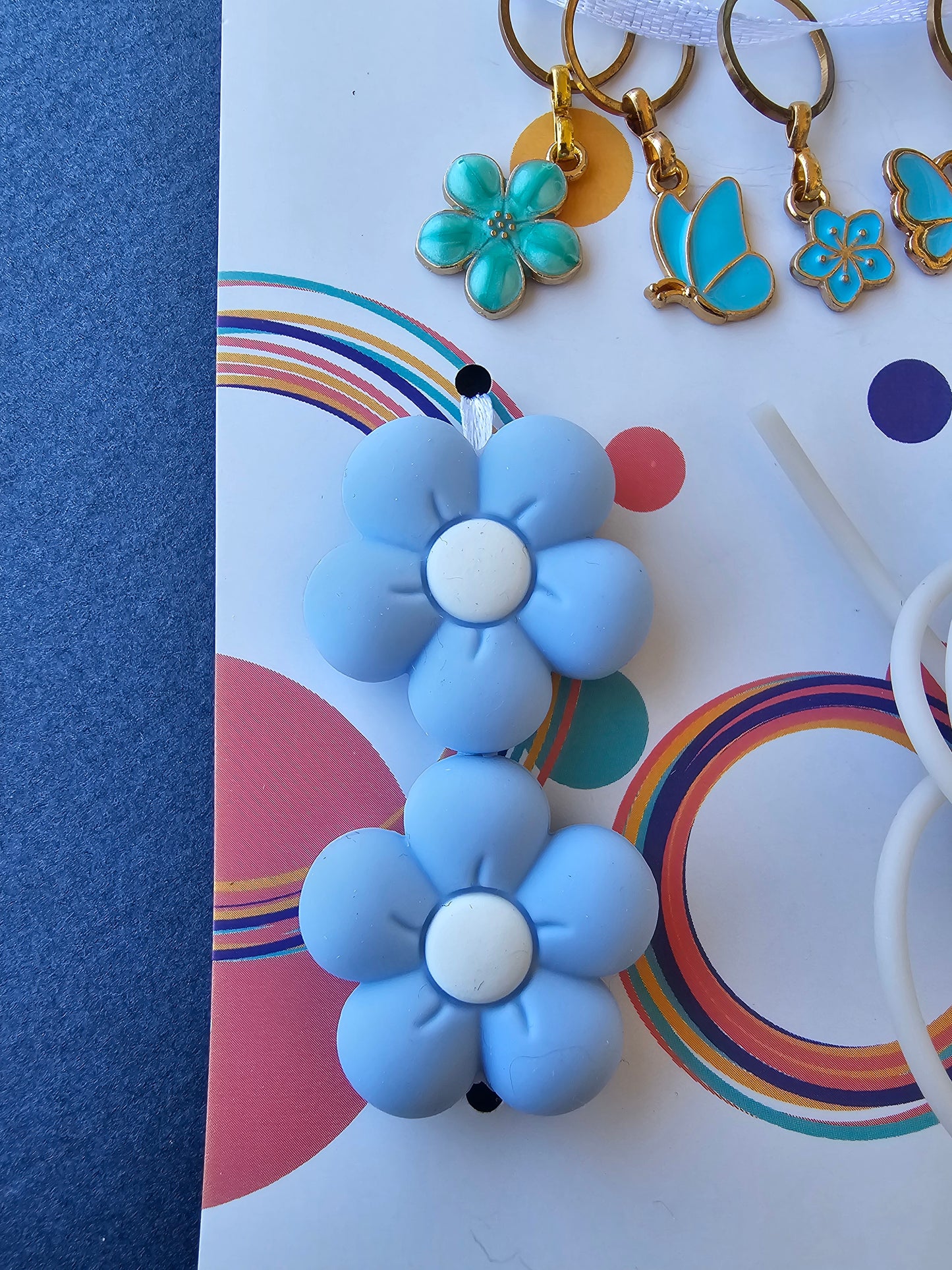 Extra Notions Card - Stitch Markers, Stoppers, and Holders - White