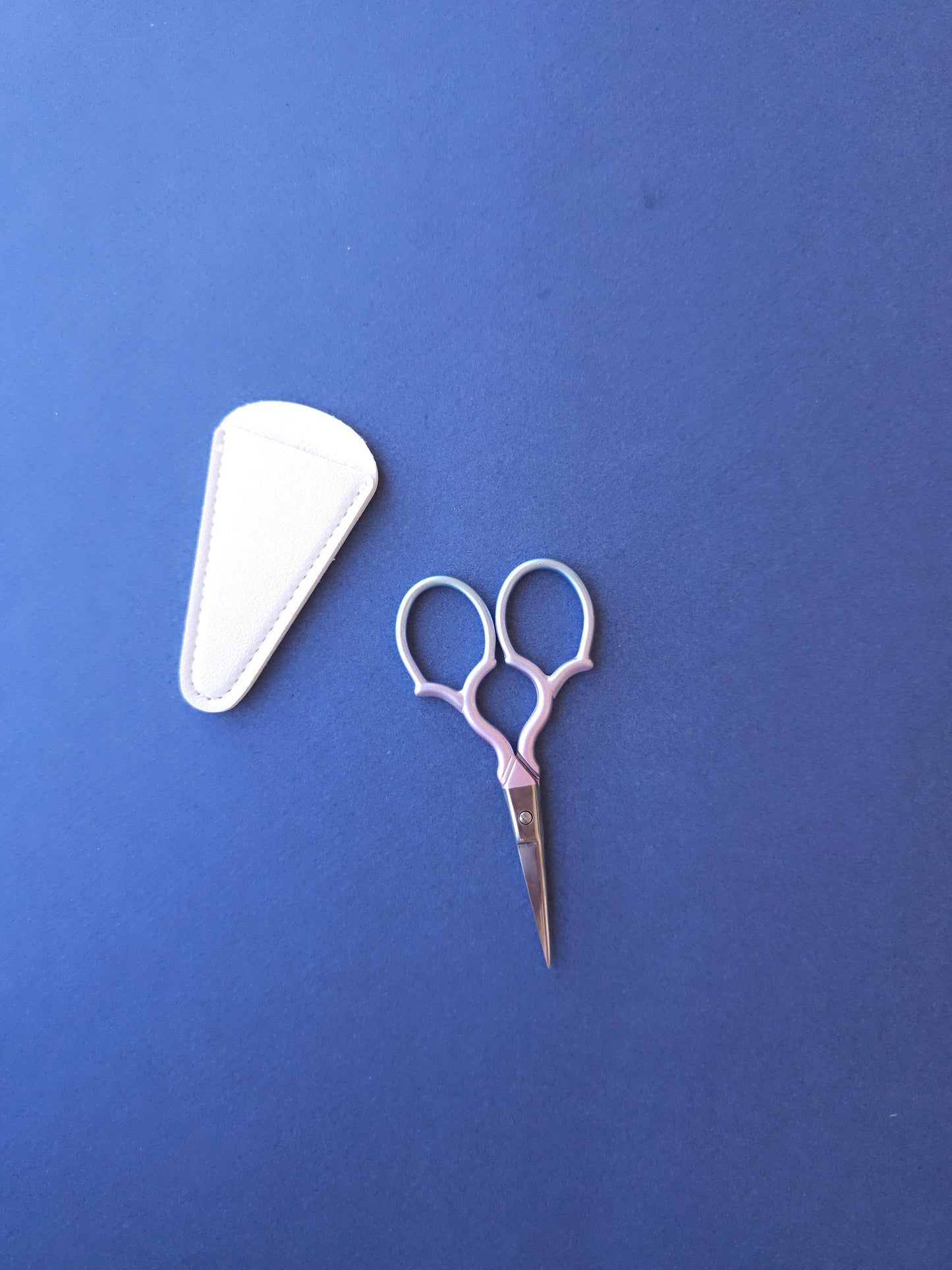 Scissors - Iridescent Pink