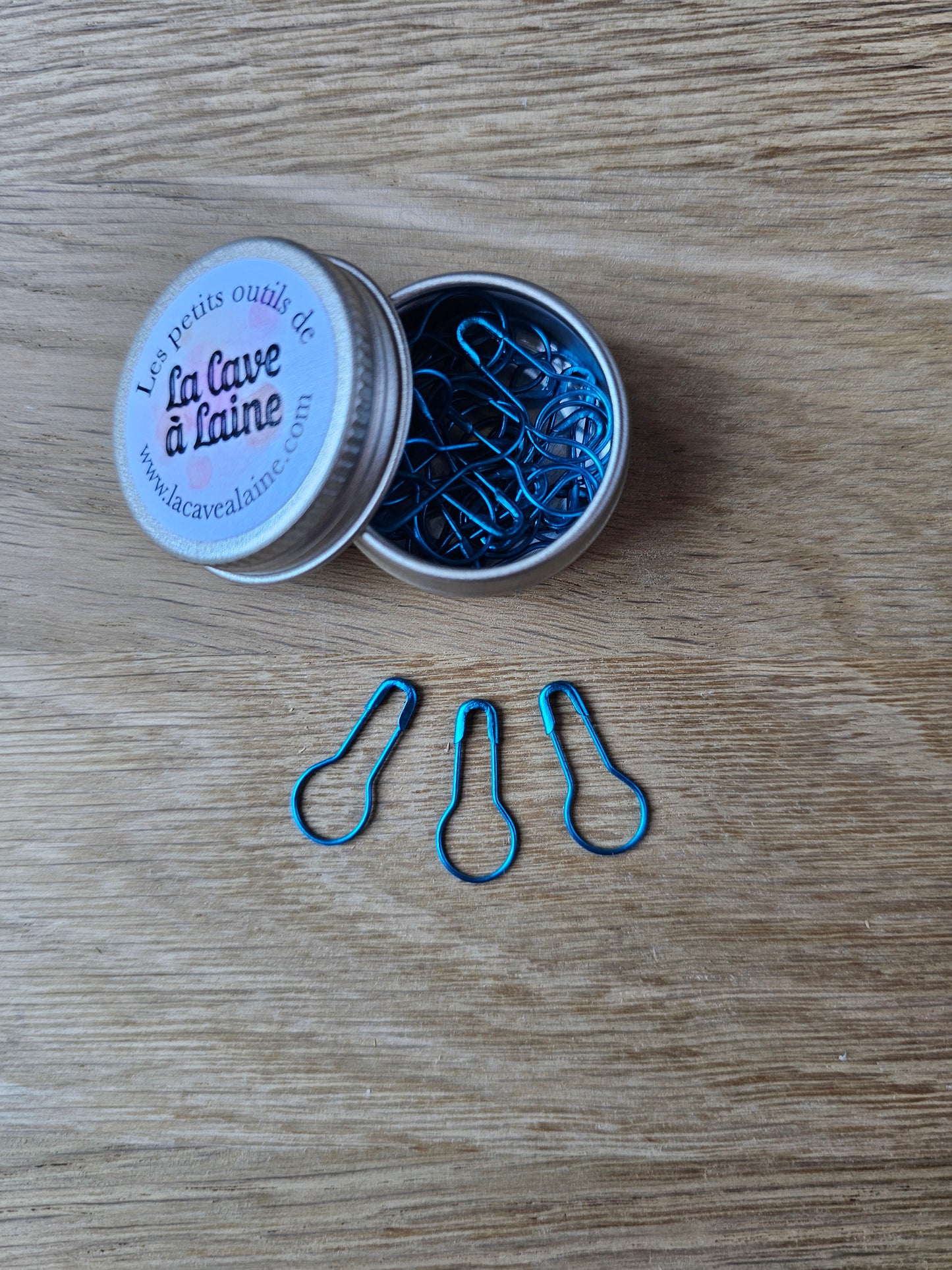 30 Safety Stitch Markers - Metal Turquoise-La Cave à Laine