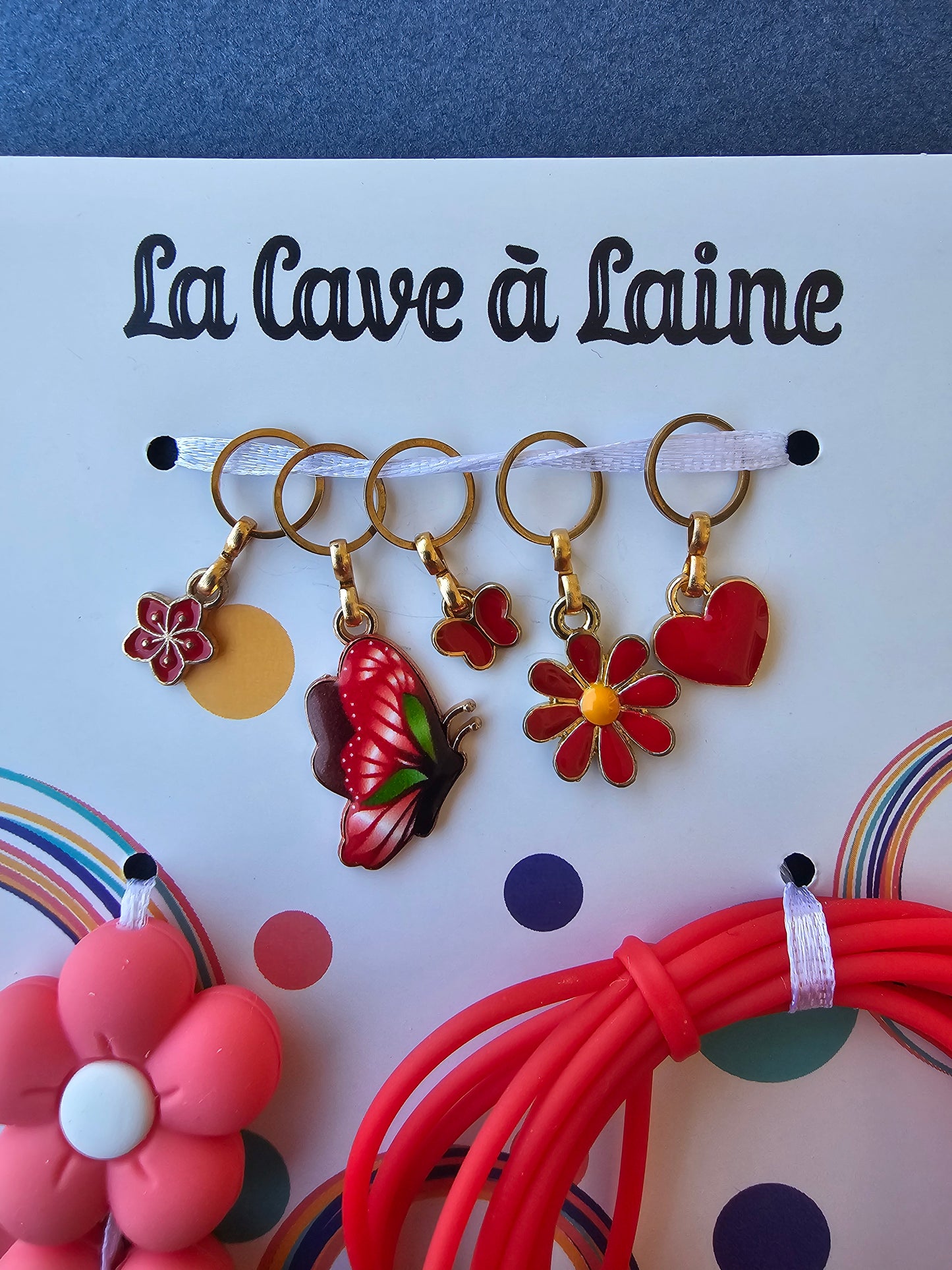 Extra Notions Card - Stitch Markers, Stoppers, and Holders - Red