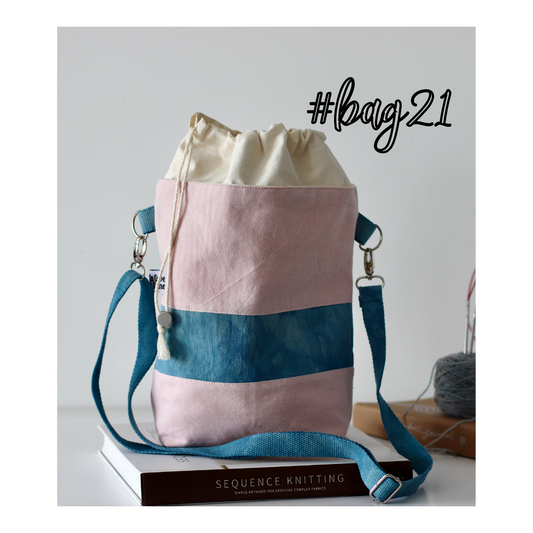 #Bag21: Hand-dyed Drawstring Handcrafted Bag - Light Pink & Blue-La Cave à Laine