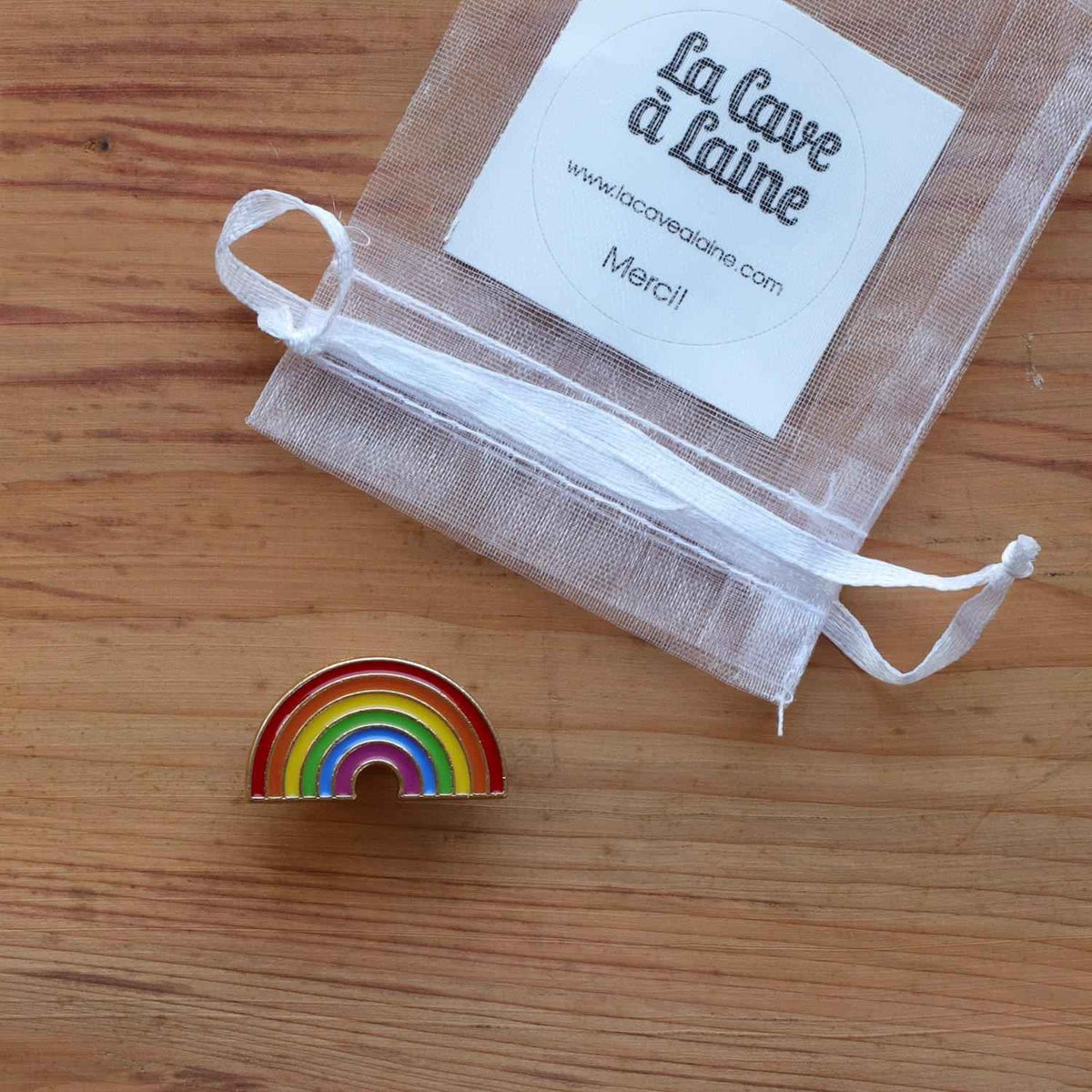 Unapologetic Pins - Rainbow-La Cave à Laine