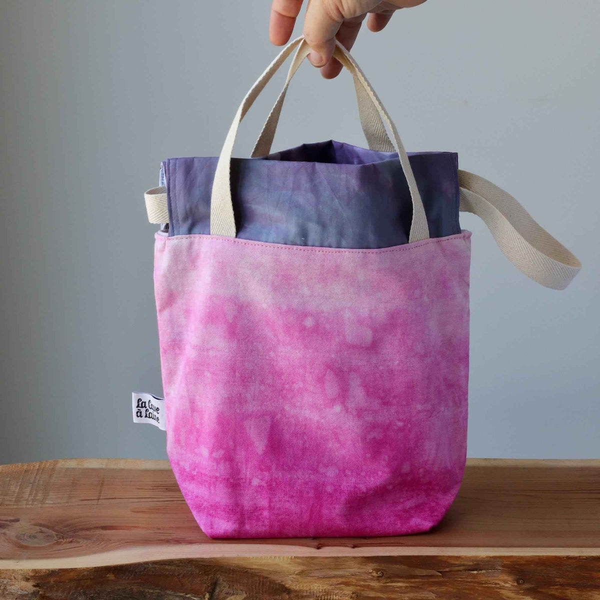 Aquarelle Project Bag, Ribbon - Hand-Dyed Organic Cotton, Fucsia Bobbles - END OF COLLECTION-La Cave à Laine