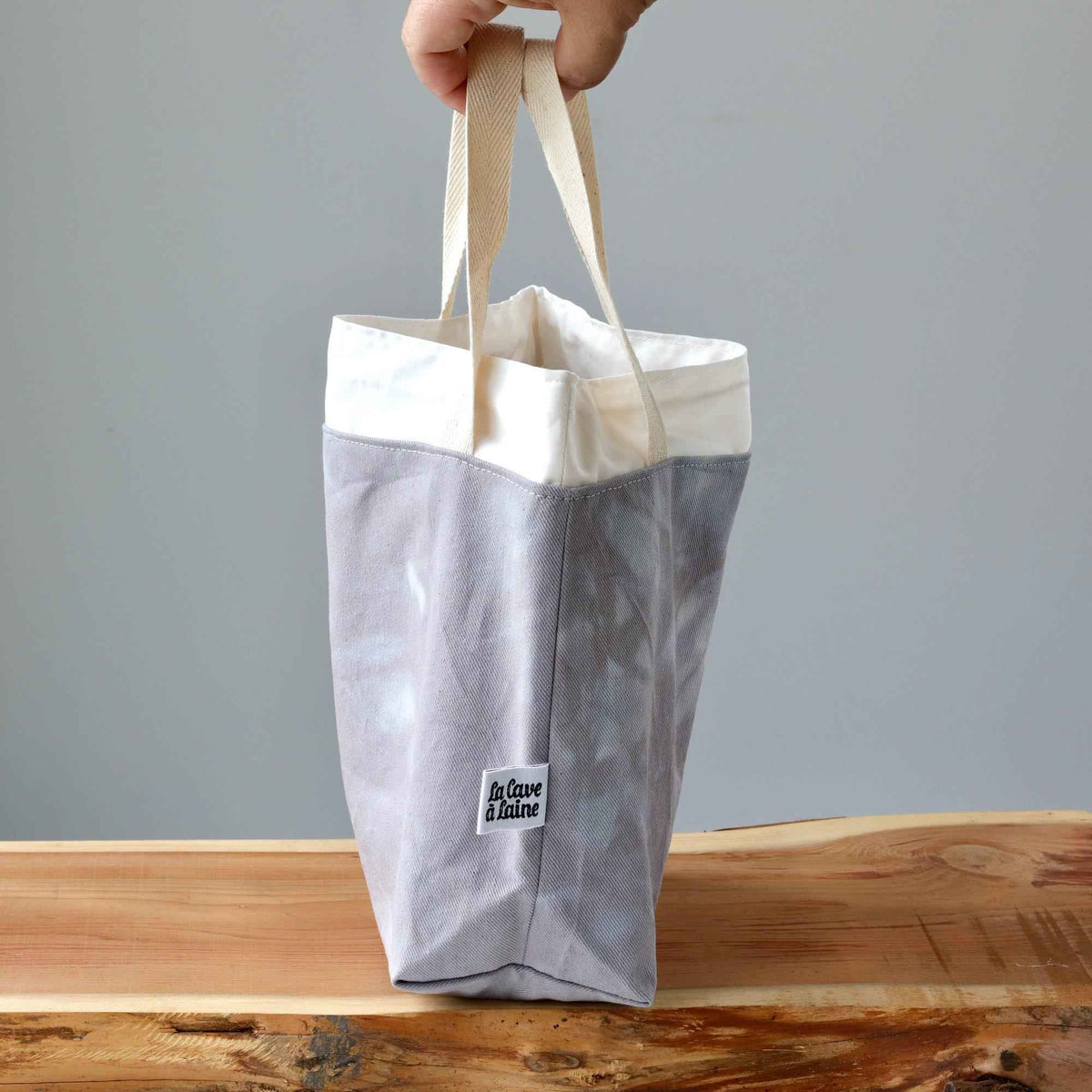 Aquarelle Project Bag - Hand-Dyed Organic Cotton, Grigio Cielo-La Cave à Laine