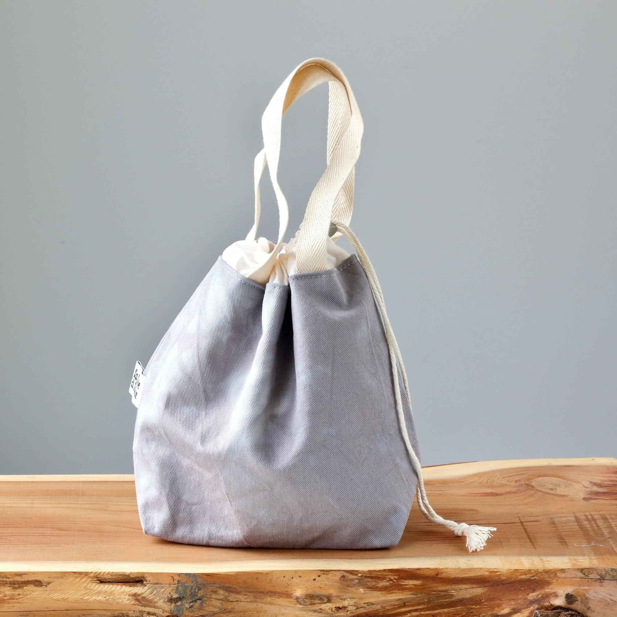 Aquarelle Project Bag - Hand-Dyed Organic Cotton, Grigio Cielo-La Cave à Laine