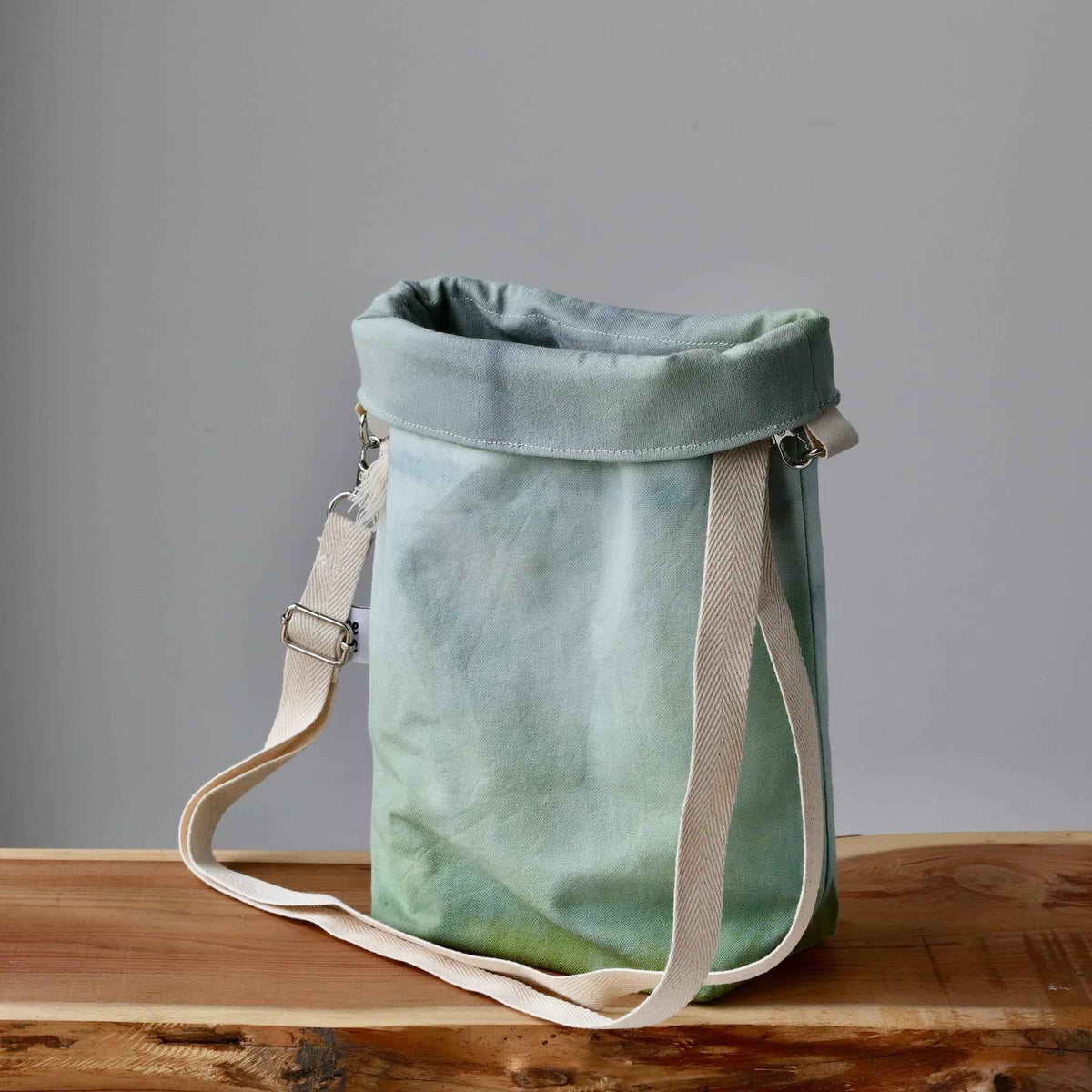 Aquarelle Project Bag - Hand-Dyed Organic Cotton, Crossbody: Bicolour Verde Scuro - END OF COLLECTION-La Cave à Laine