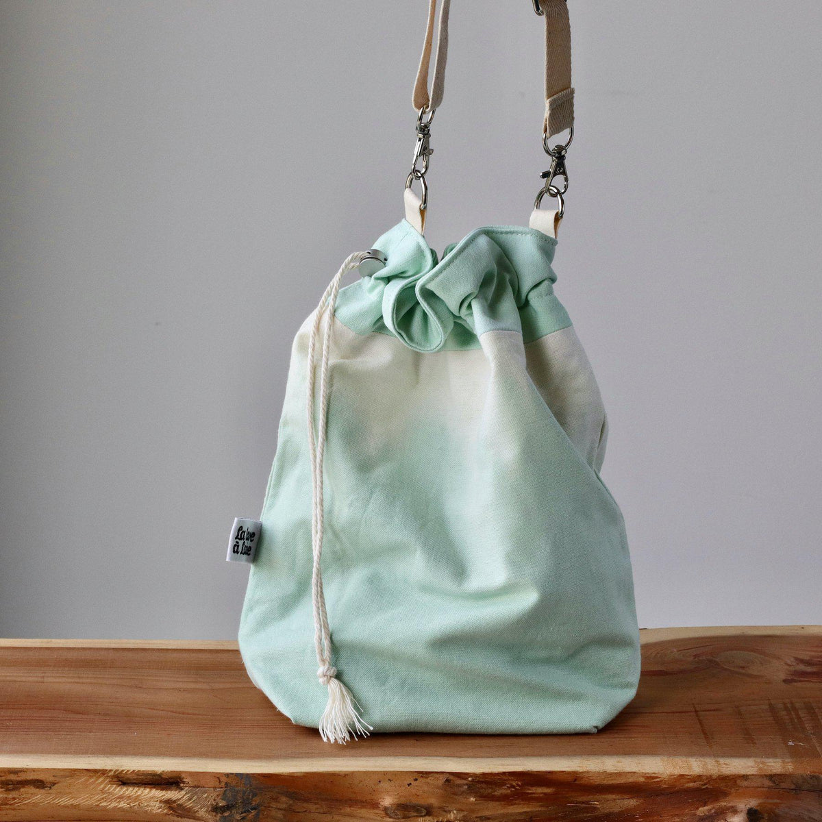 Aquarelle Project Bag - Hand-Dyed Organic Cotton, Crossbody: Bicolour Verde Chiaro-La Cave à Laine