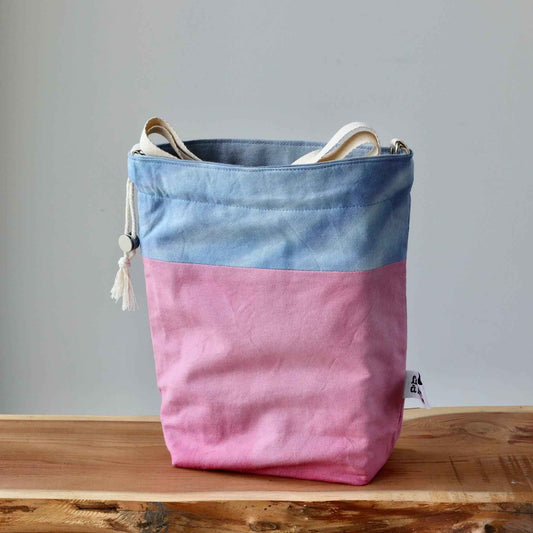 Aquarelle Project Bag - Hand-Dyed Organic Cotton, Crossbody: Bicolour Blu & Rosa-La Cave à Laine