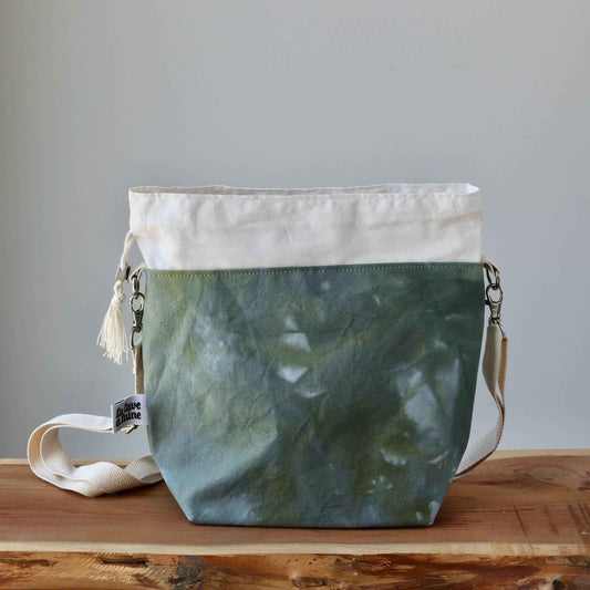 Aquarelle Project Bag - Hand-Dyed Organic Cotton, Crossbody, Verde Bosco-La Cave à Laine