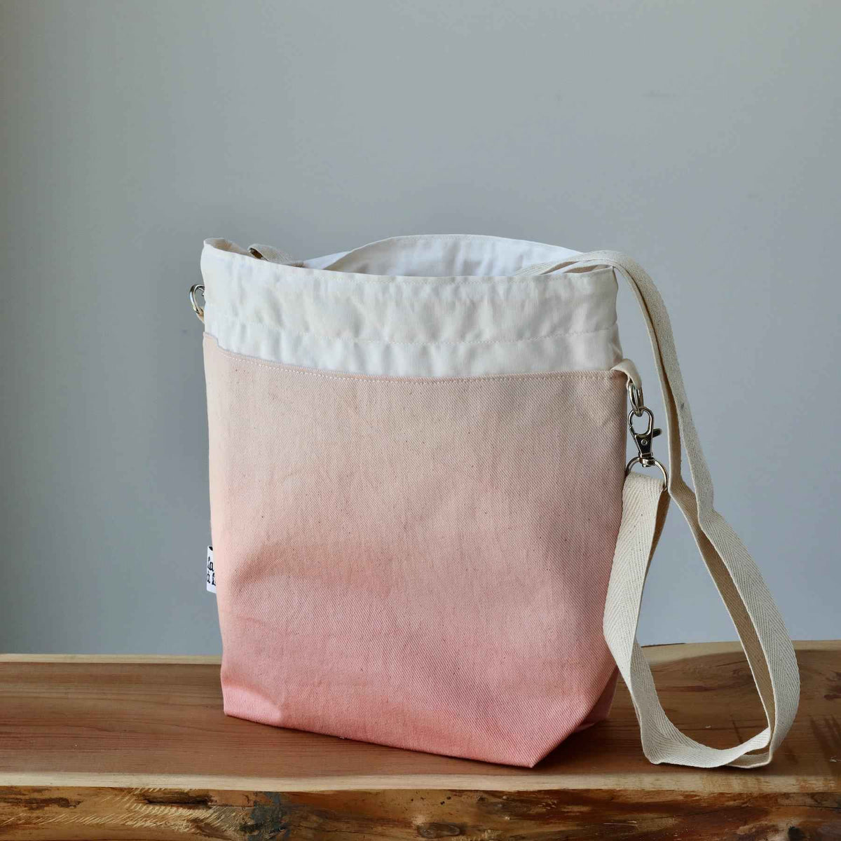 Aquarelle Project Bag - Hand-Dyed Organic Cotton, Crossbody, Rosso Salmone-La Cave à Laine