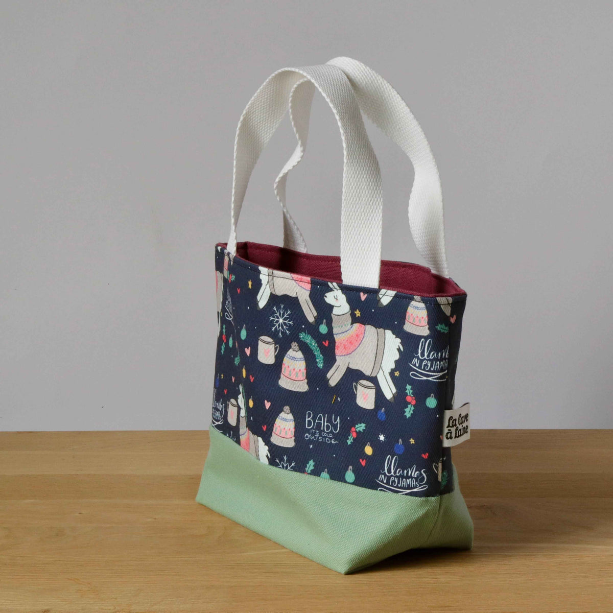Llama Project Bag - Small-La Cave à Laine