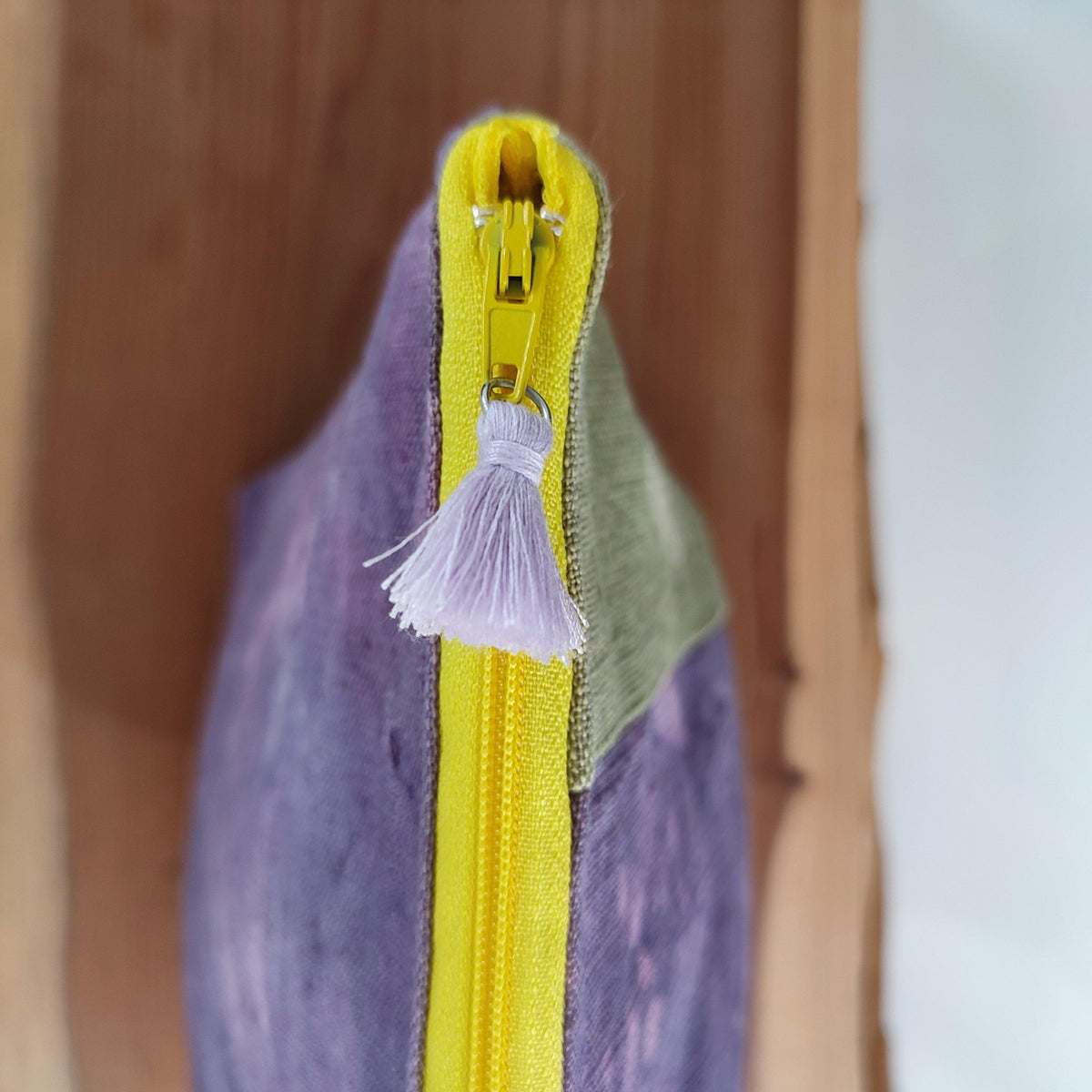 Handcrafted Canvas Bag - Linen Zipper - Viola e Oliva-La Cave à Laine