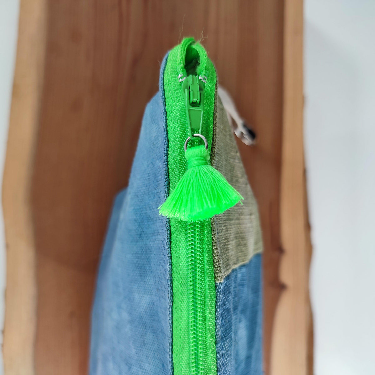 Handcrafted Canvas Bag - Linen Zipper - Blu e Verde-La Cave à Laine