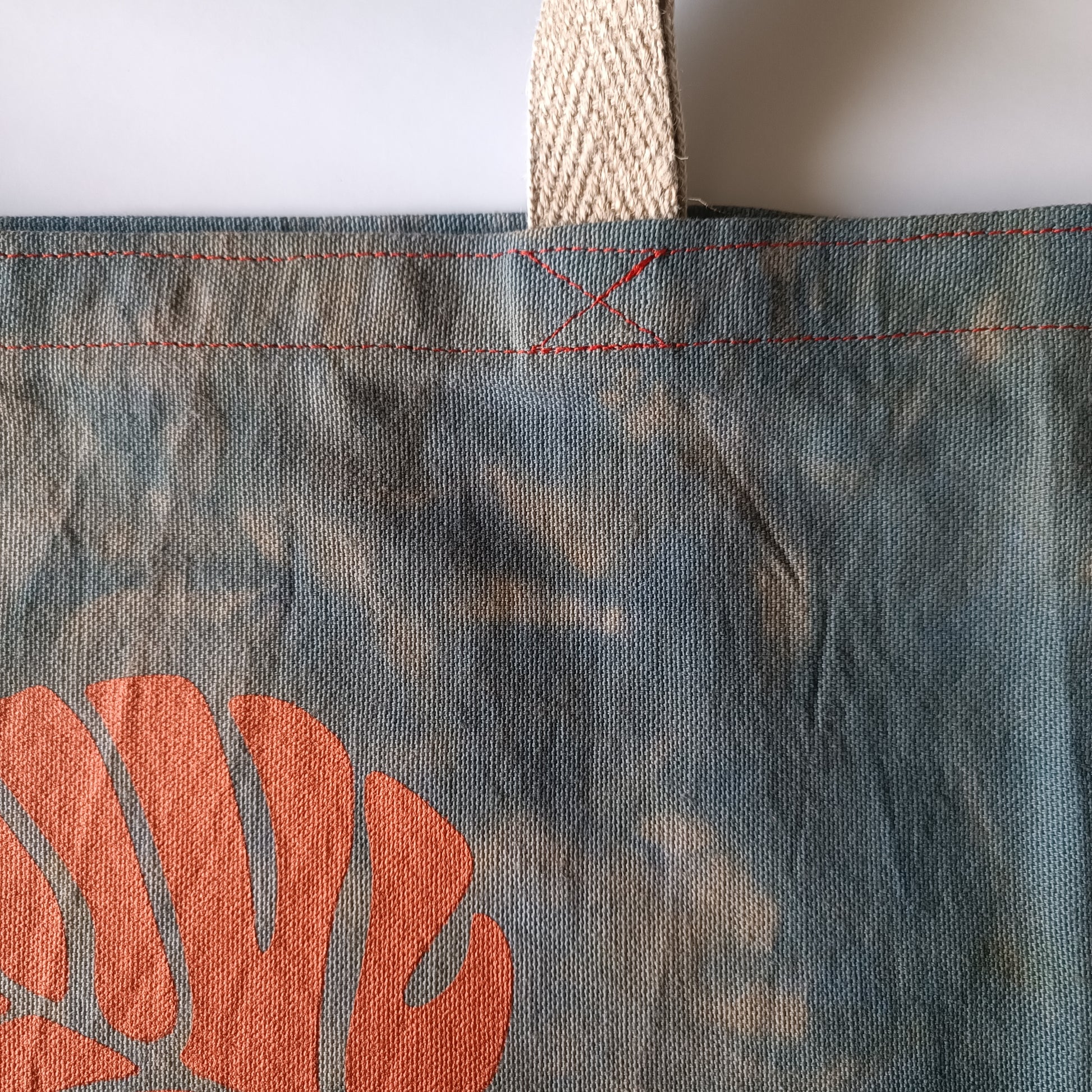 Tote Bag - Hand dyed & Hand Printed - Copper Leaf-La Cave à Laine